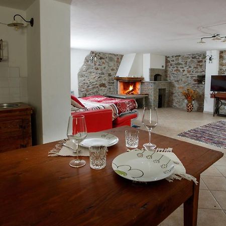 Il Como' Della Civetta - Taverna “La Fenice” Stazzona Zewnętrze zdjęcie