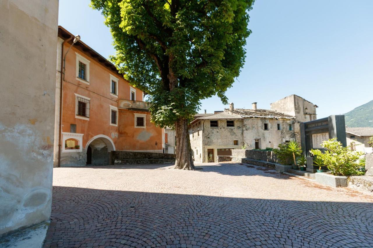 Il Como' Della Civetta - Taverna “La Fenice” Stazzona Zewnętrze zdjęcie